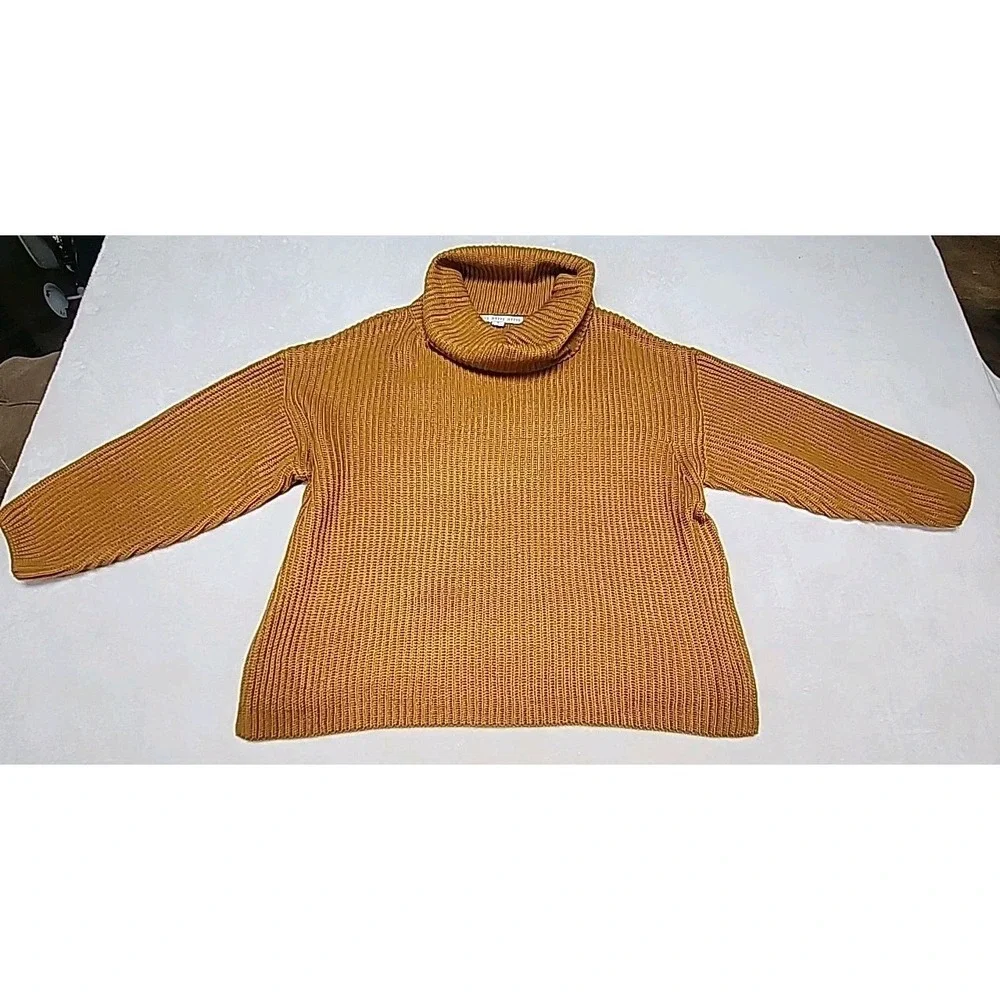 Hyfve Cowl Neck 3/4 Sleeve‎ Mustard Colored Sweater Size Small oversized.